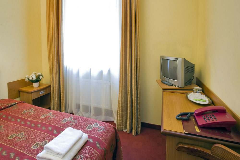 Irina Hotel Riga Kültér fotó