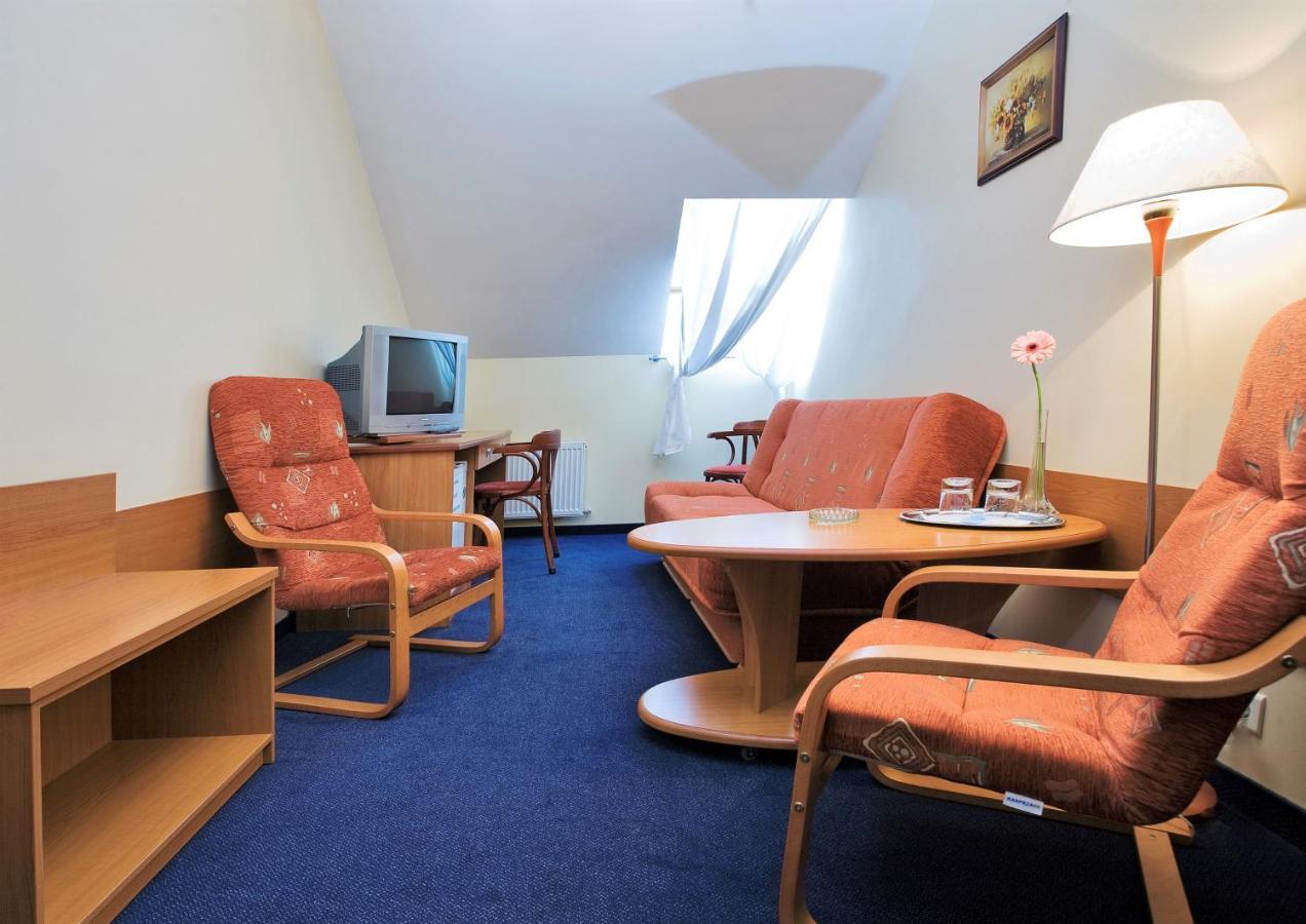 Irina Hotel Riga Kültér fotó